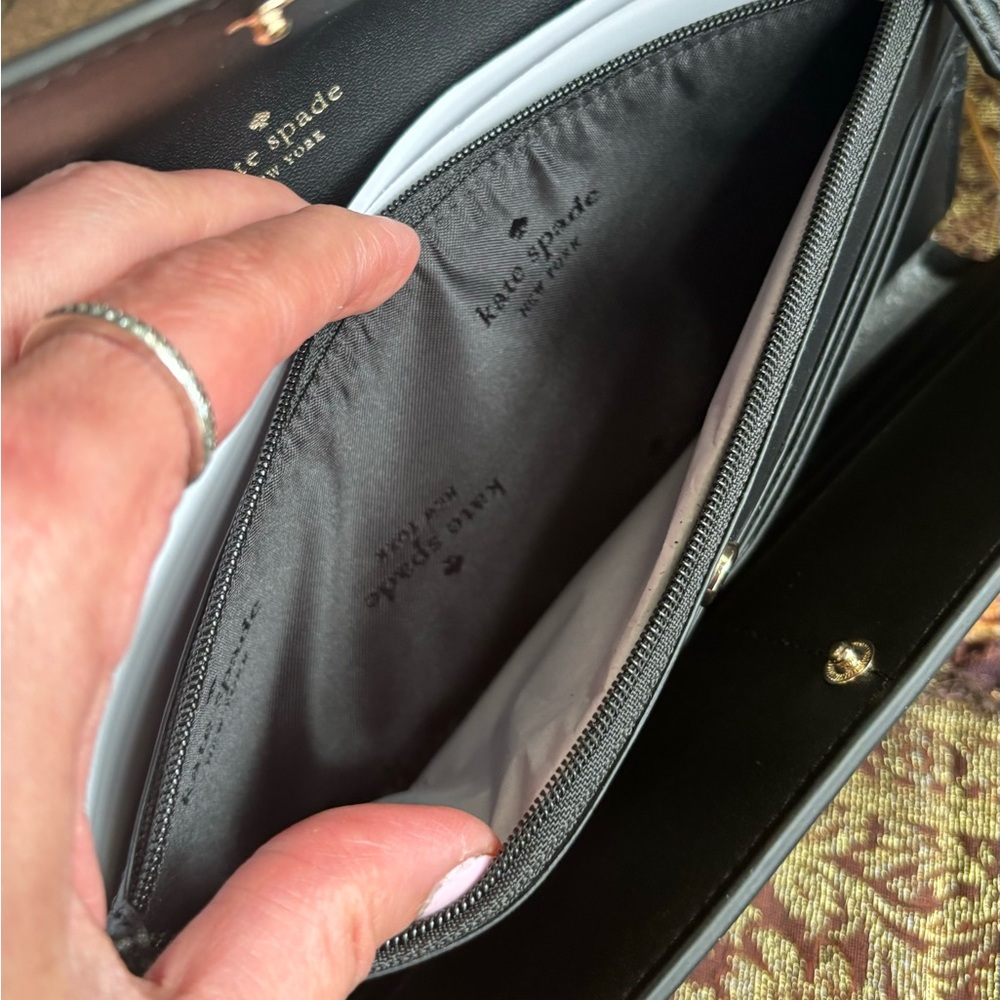 Authentic KATE SPADE Saffiano leather trifold travel large snap wallet - Picture 8 of 11